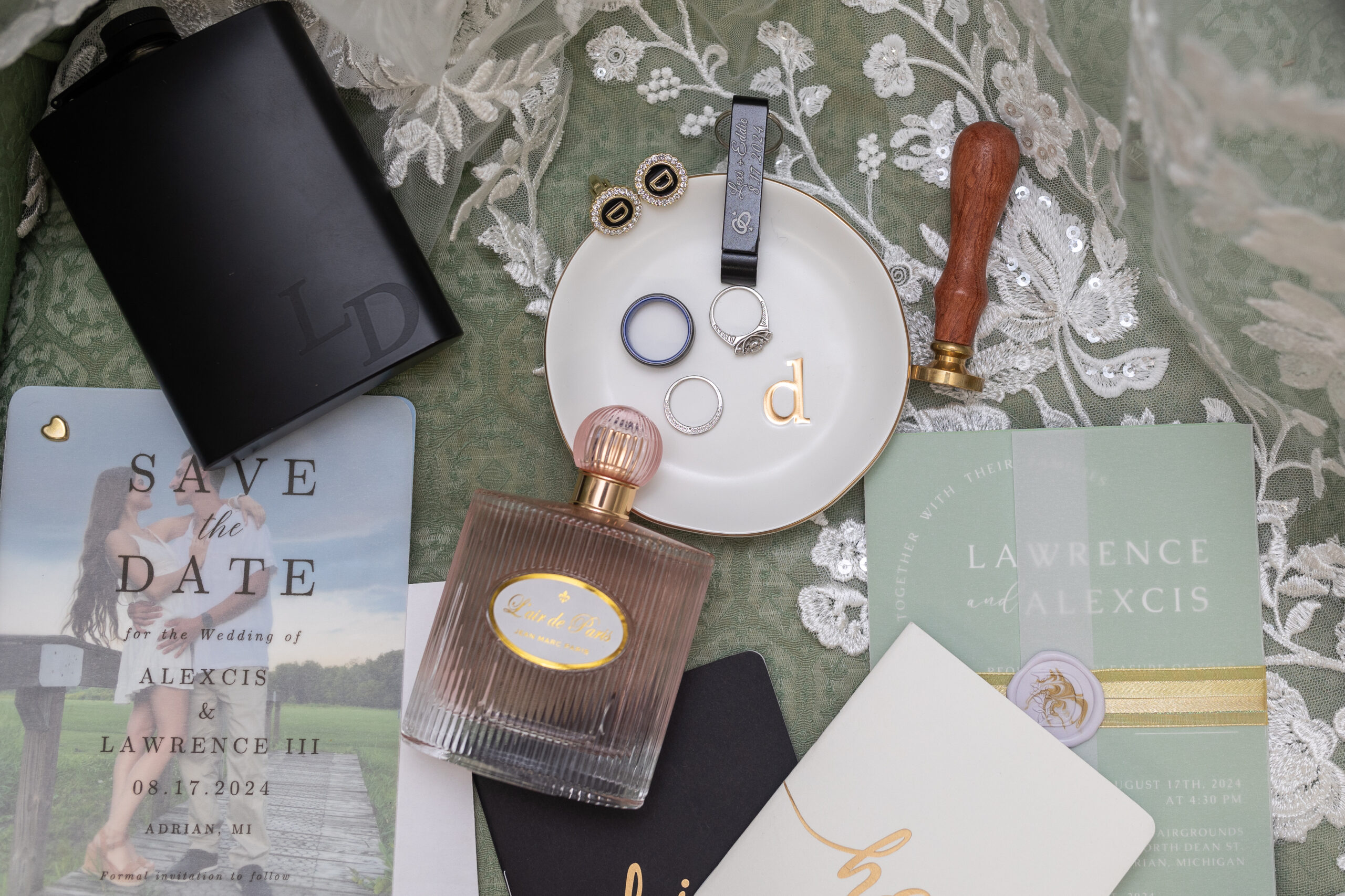 Wedding details by Savvy Shoots Photogrpahy Detroit photographer